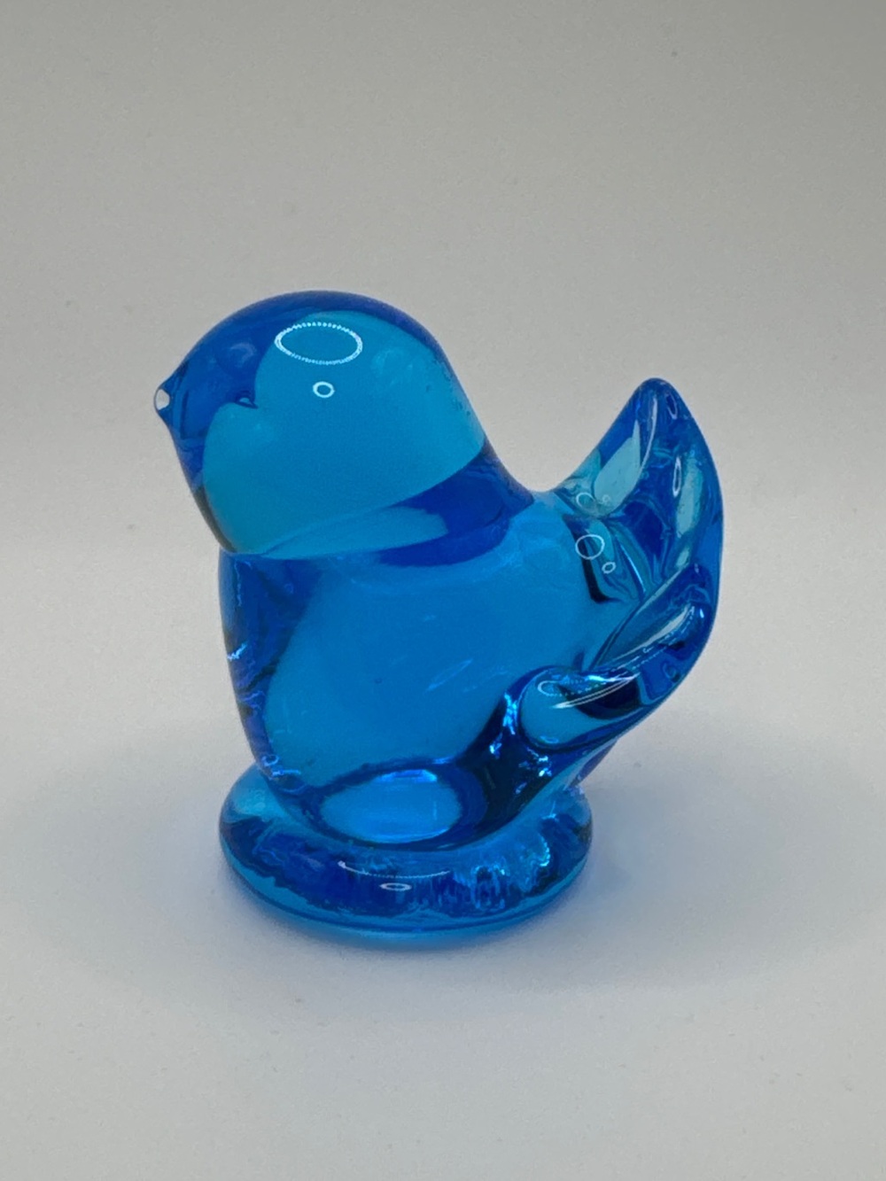 Vintage Leo Ward 1992 Bluebird of Happiness Art Glass Figurine Signed